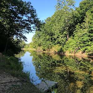 Down at the river. The drought made water levels a bit low, but it’s still so pretty!