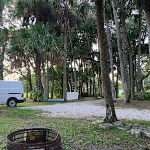 Taste of Old Florida trailer and RV camping