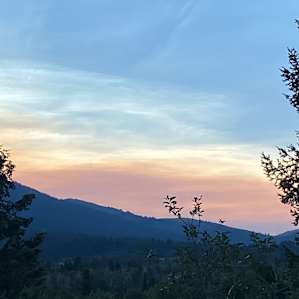 OFF GRID Rustic Glamp & Camp Yurt