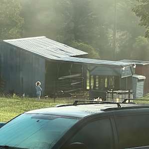 RV STEPS AWAY FROM BARN