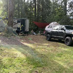 Lots of space for our trailer & truck tent.