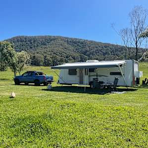 Misty Mountain Farm - Farm Stay