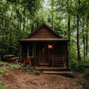 Hallstead Cabin & Camping