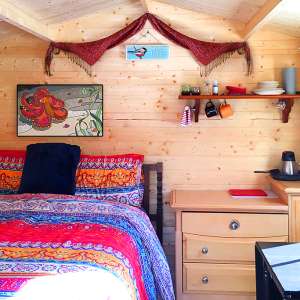 Glamping - Intimate Cabin & Campsites