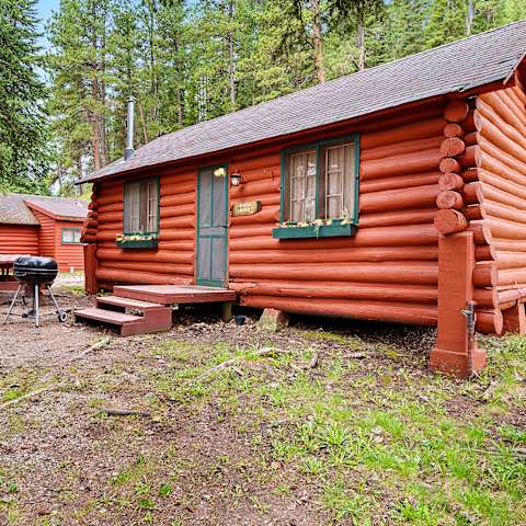 Brookside Cabin By The Creek, Wickiup Village Cabins, SD ...