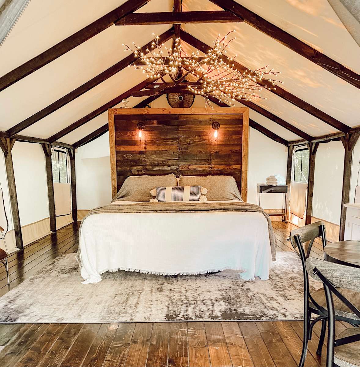 Creekside Farm Glamping Lower Tent, Creekside Farms Nashville, TN 7 Photos