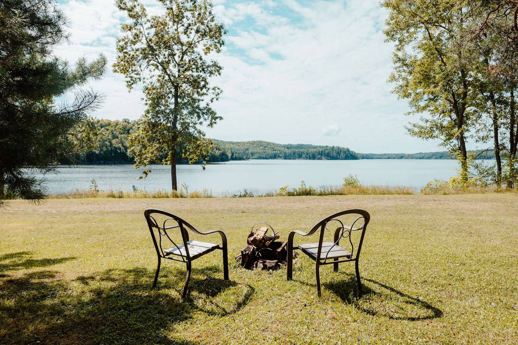 Long Island's Serene Lakefront Sanctuary: Your Guide To Camping And Relaxation