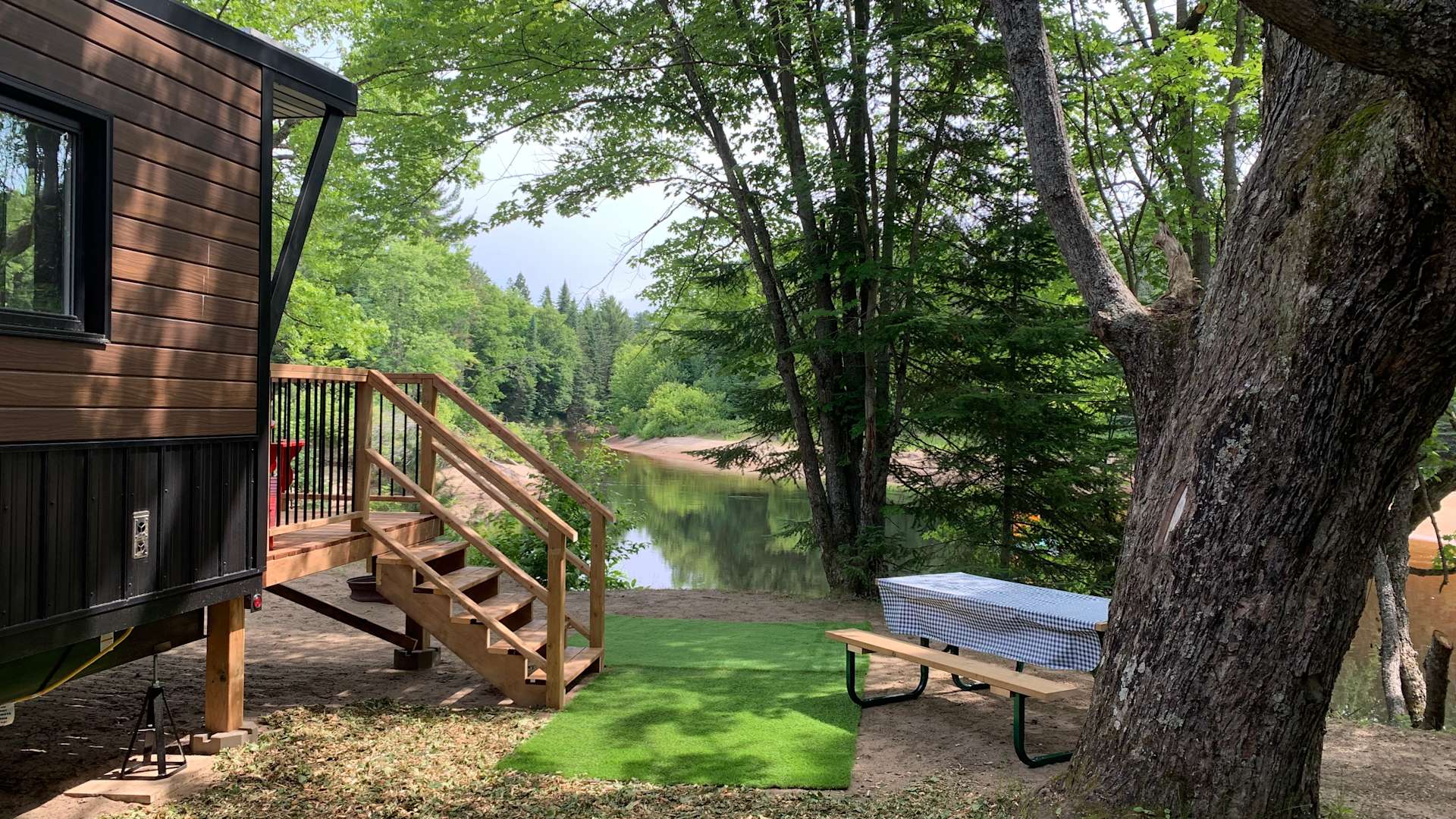 Harmony Resorts Huntsville Lagoon Hipcamp in Huntsville, Ontario