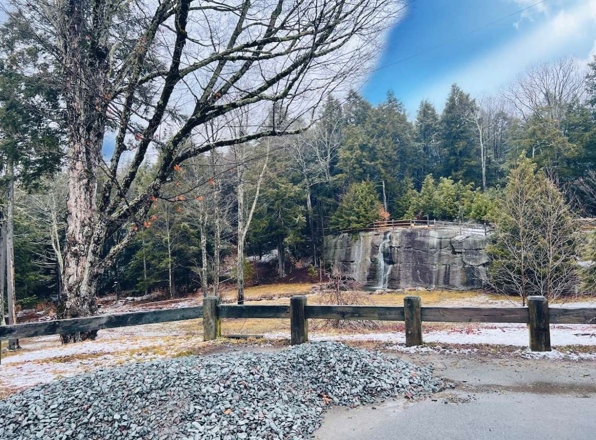 The Glamptons NYC Gems Hipcamp in Bloomingburg, New York