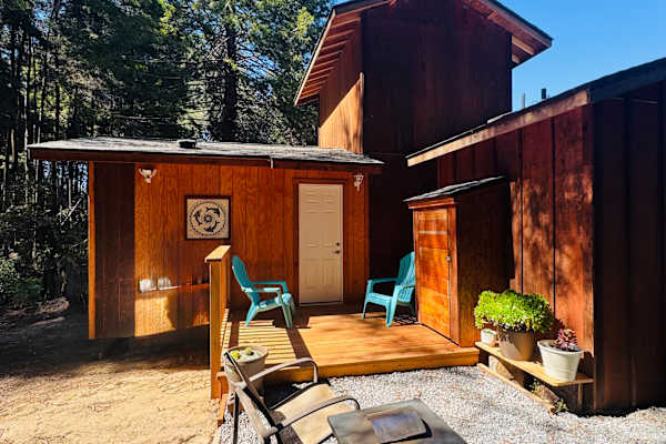 The cozy cabin