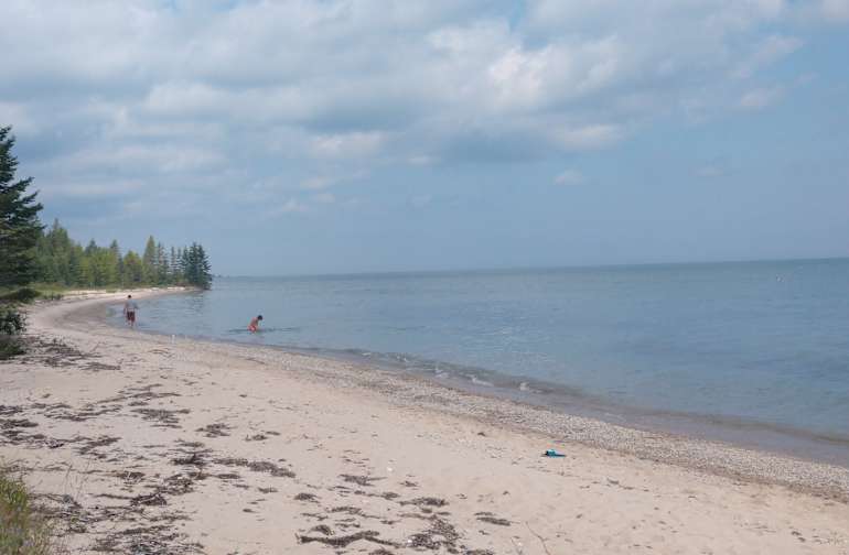 Mi Rustic Beach Camp Camping