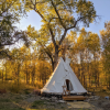 Tipi camping with Shower House