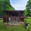Cozy Cabin & Porch with LQ Trailer