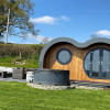 Wye - Luxury timber pod with hot tub