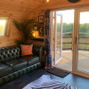 Quirky Glamping Pod with Hot Tub