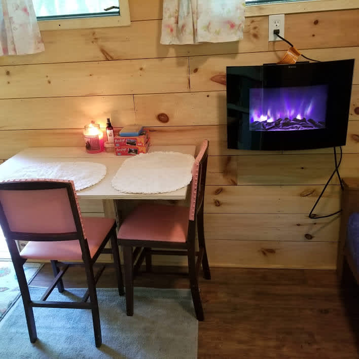 Rendezvous Farm Hipcamp in Basye, Virginia