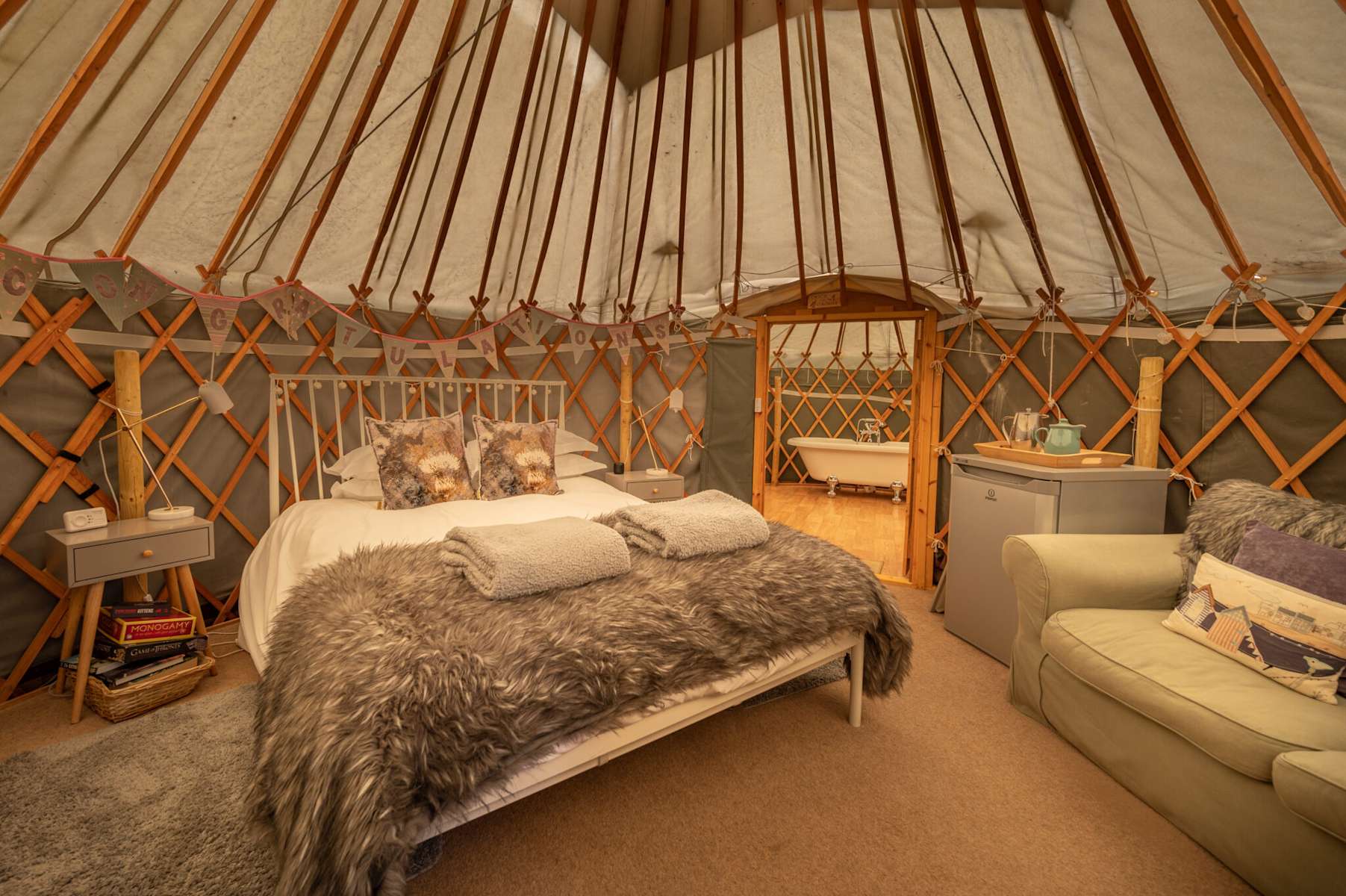 Alexander House Glamping - Photo 2