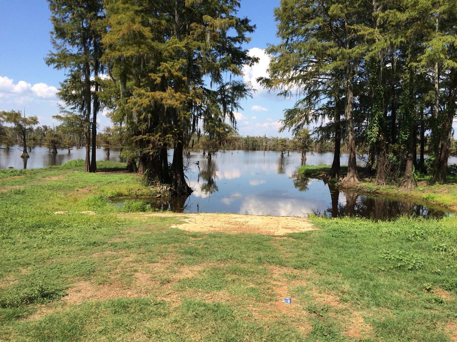 Lakeview RV park Hipcamp in Campti, Louisiana