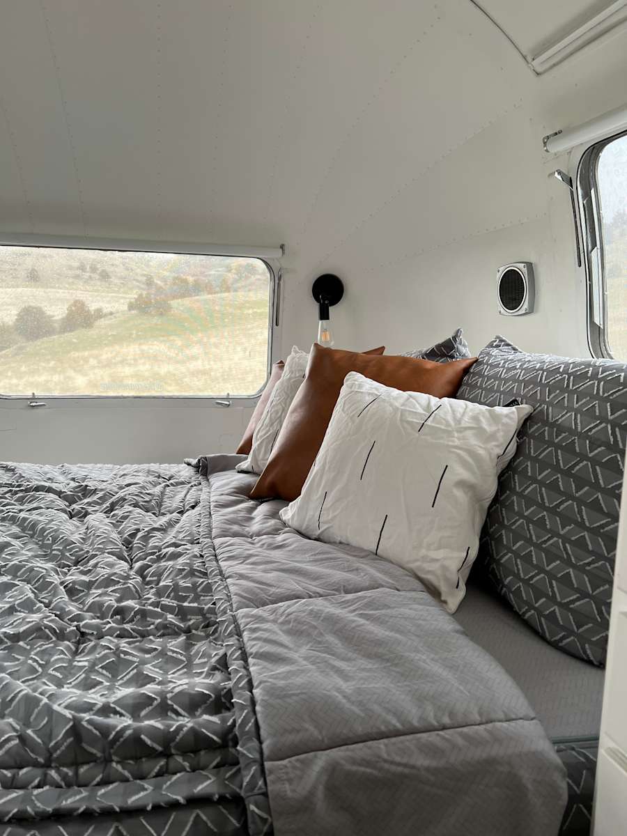 Bozeman BaseGlamp - Photo 3