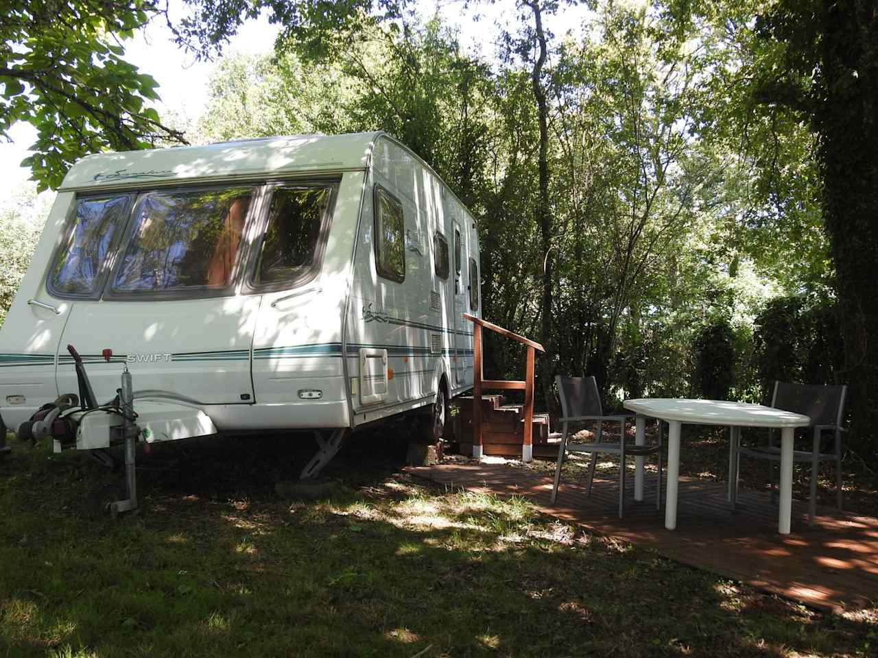 (RS) Rental Caravan