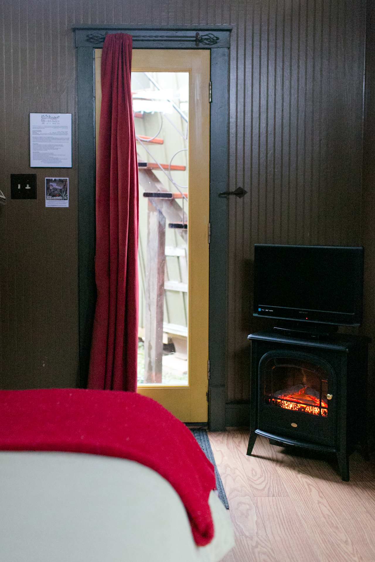 Sweet & simple room for a romantic weekend