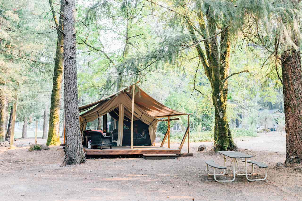 The beautiful glamping tent!