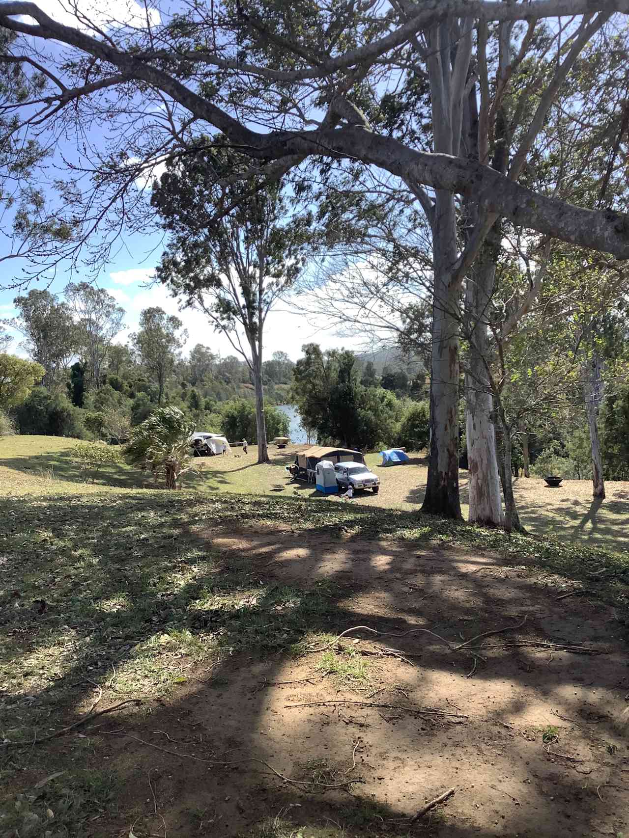 Great camping near the Mary River. Very quiet location.