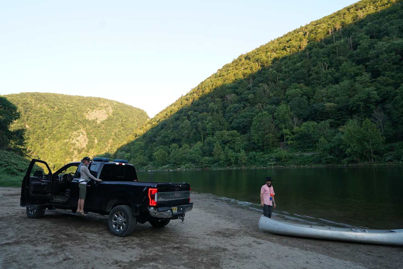Delaware Water Gap private boat launch 