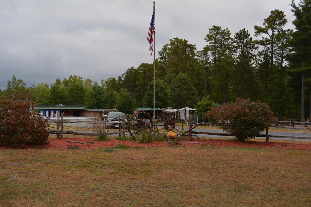 arriving at Kickin" Up Dust Farm view