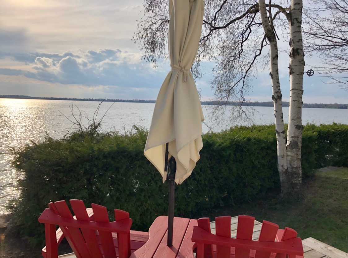 Lake Cottage Getaway