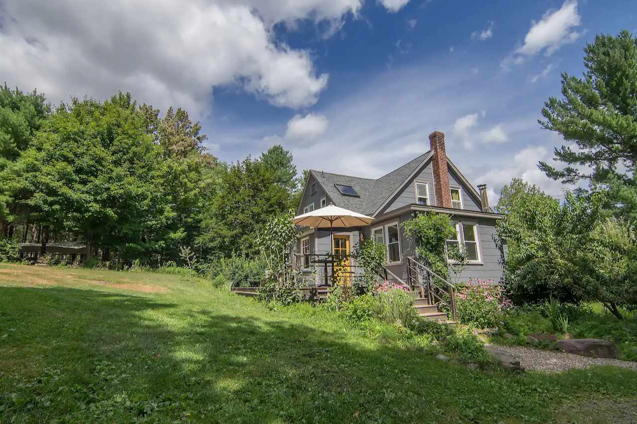 The Outlier Inn