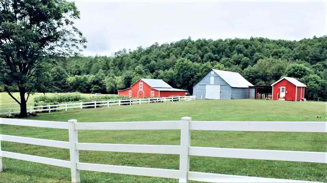 Picturesque Cottage on a Beautiful Farm