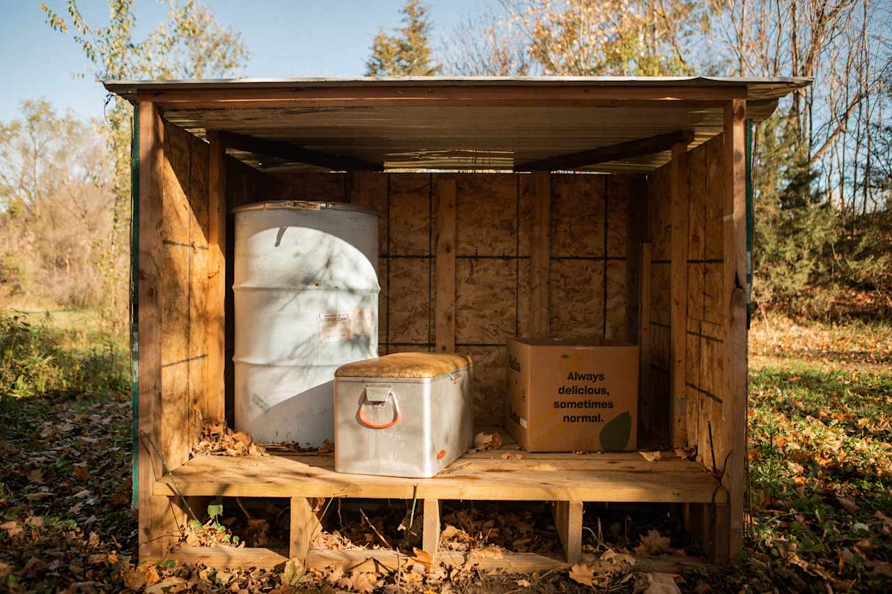 There a storage shed that they kept the firewood and cooler if you had any food add-ons to your stay.