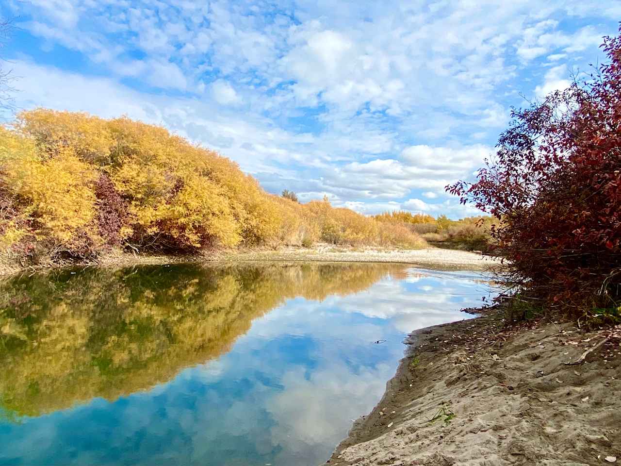 Corner 3 in the fall from the beach