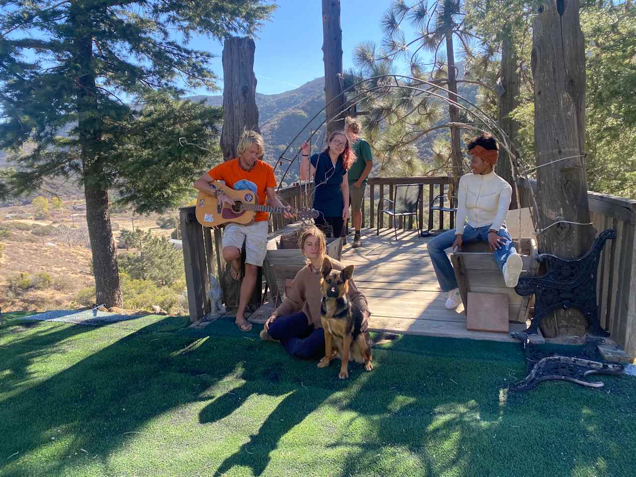 Amazing Views , Amazing Friends, Connect with Nature, findSerenity and Inspiration! 