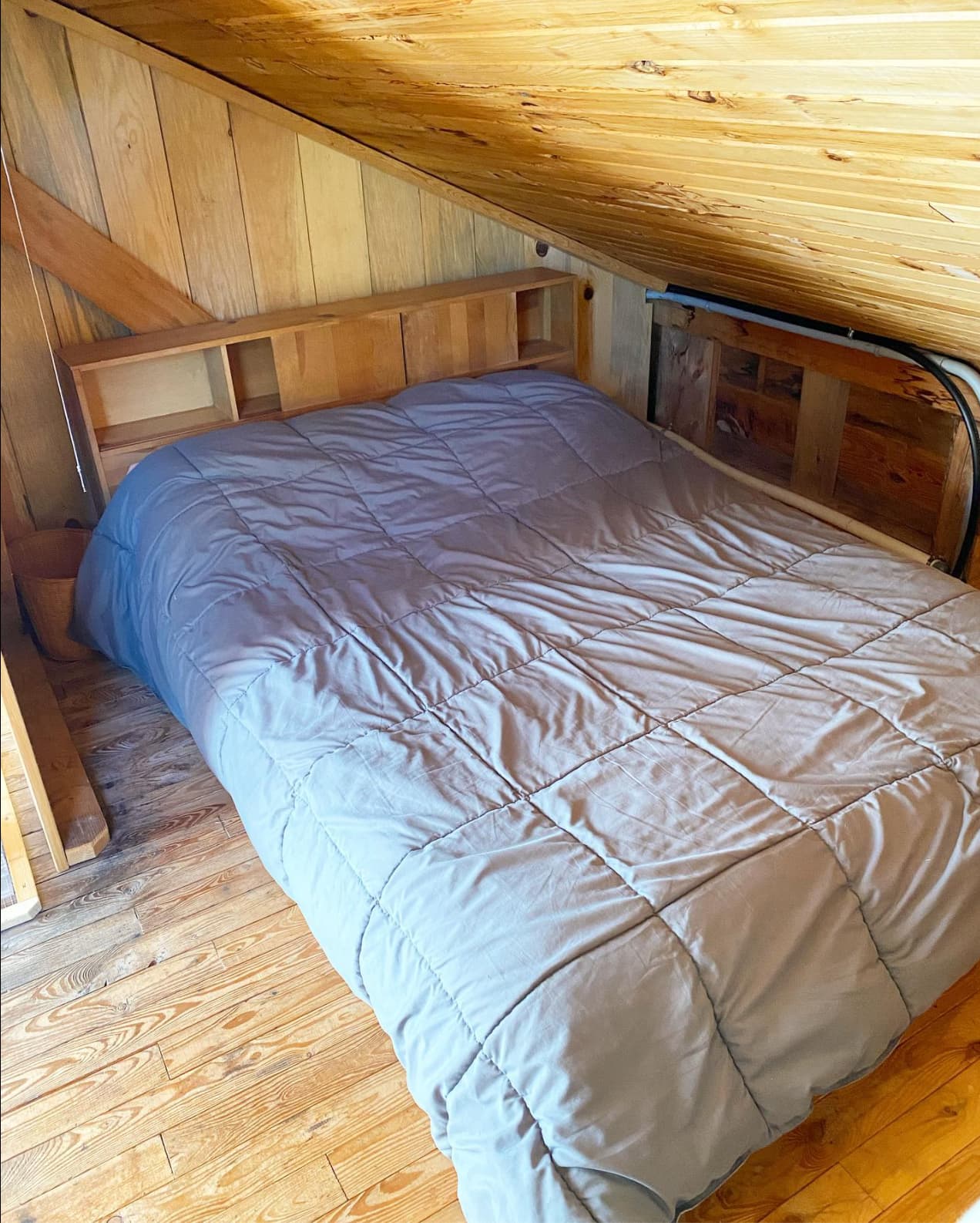 Ellens Cabin