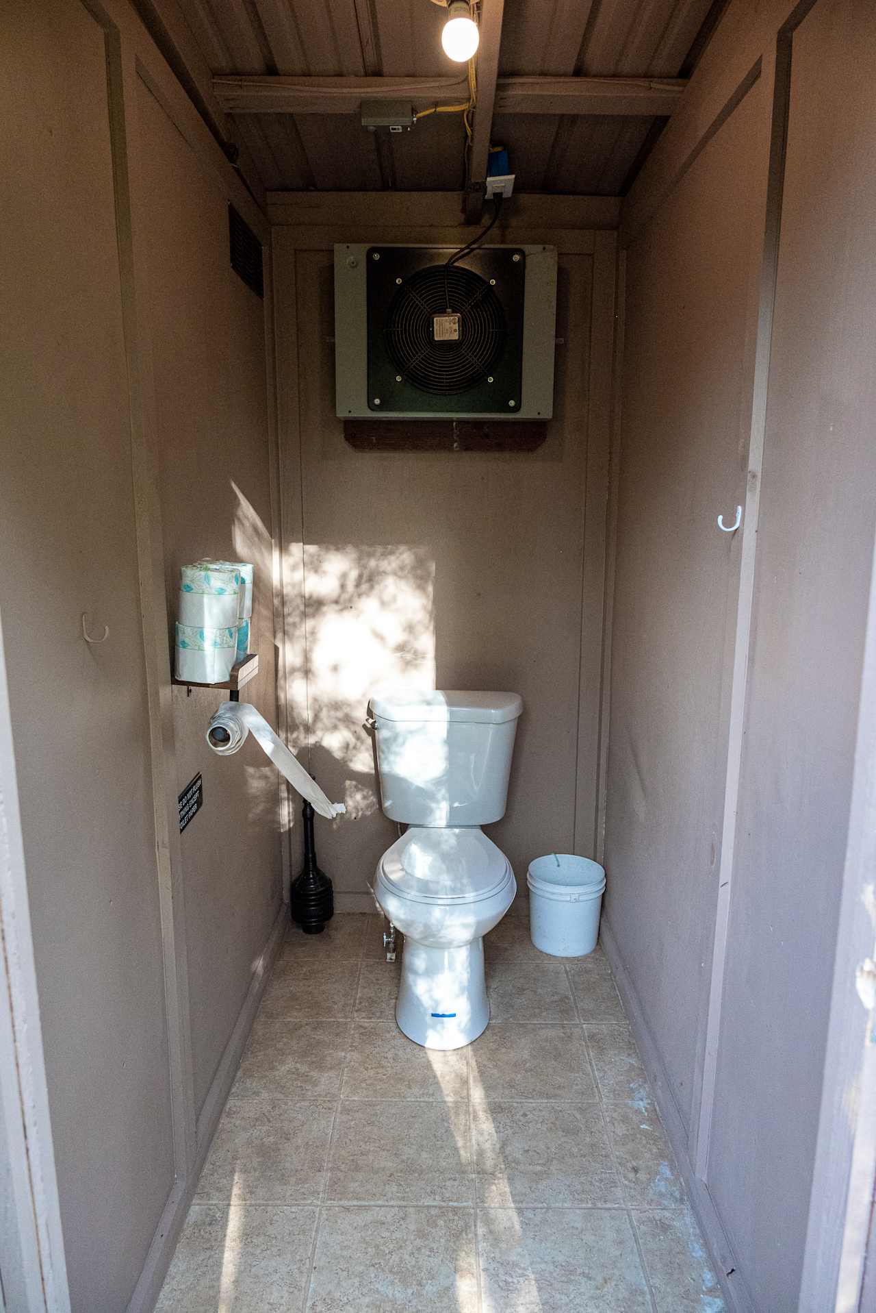 Amenities; bathroom with light and fan. 