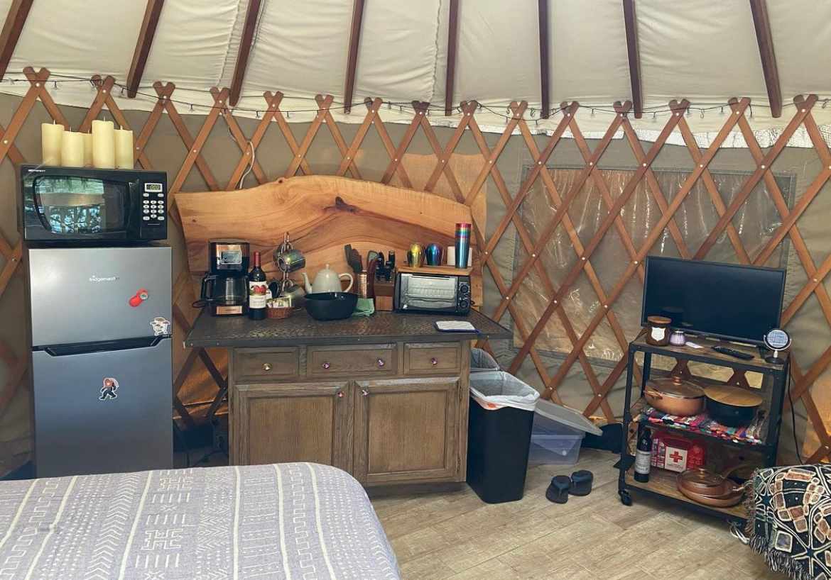 PNW Lakeside Yurt