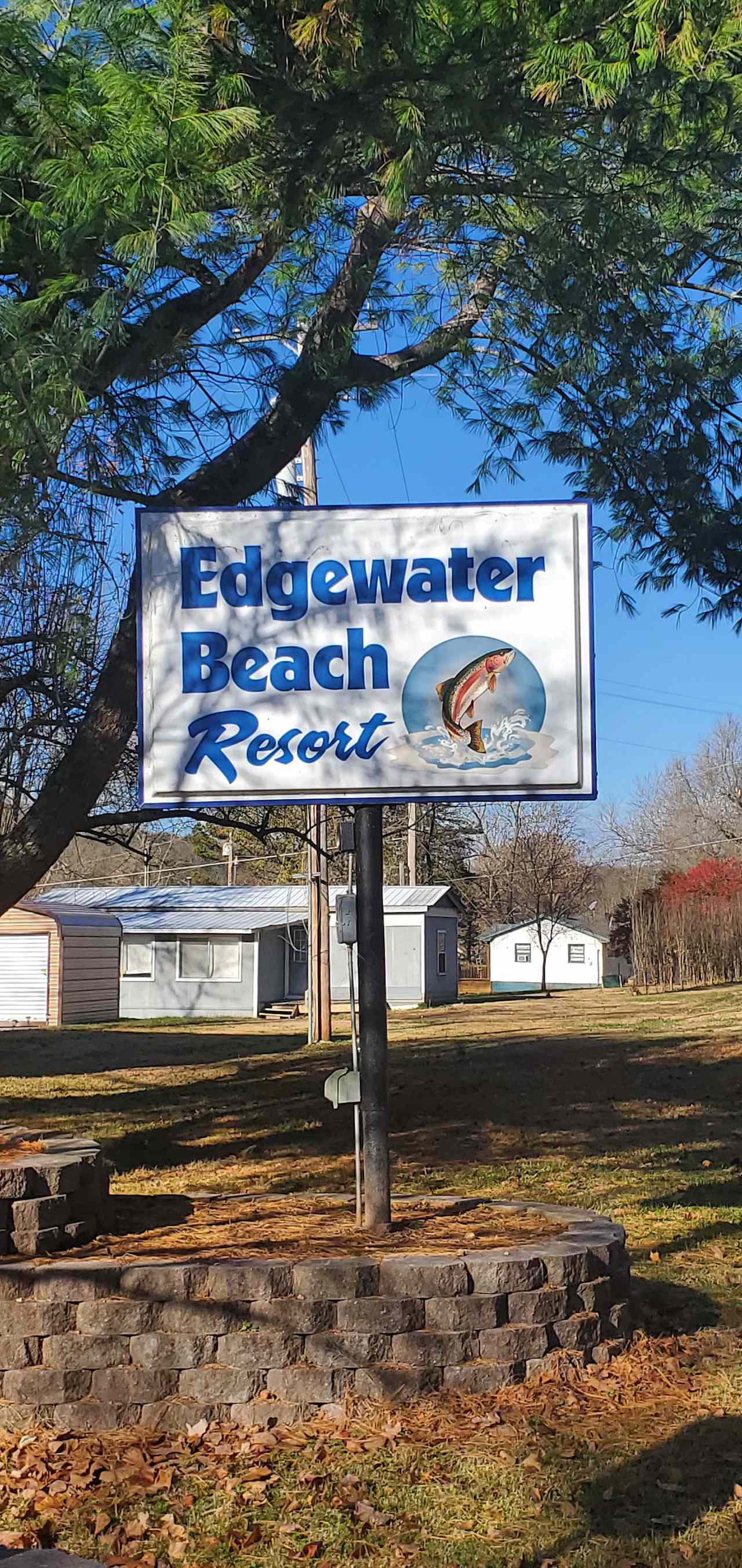 Edgewater Beach Resort is located in Forsyth, MO.