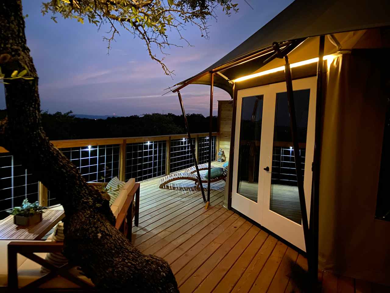 On The Rocks Glamping Resort