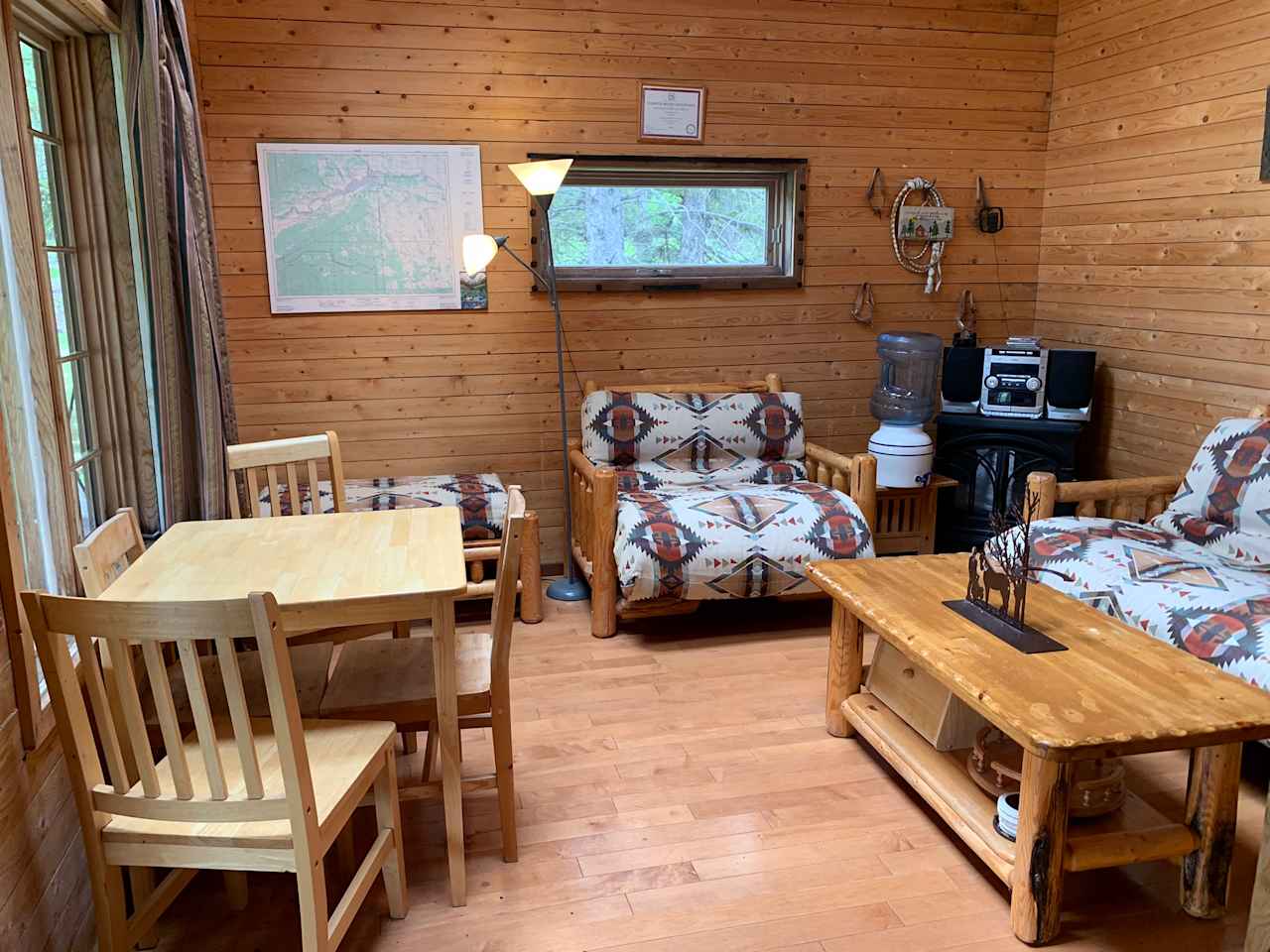 Main room in the Ranch Cabin