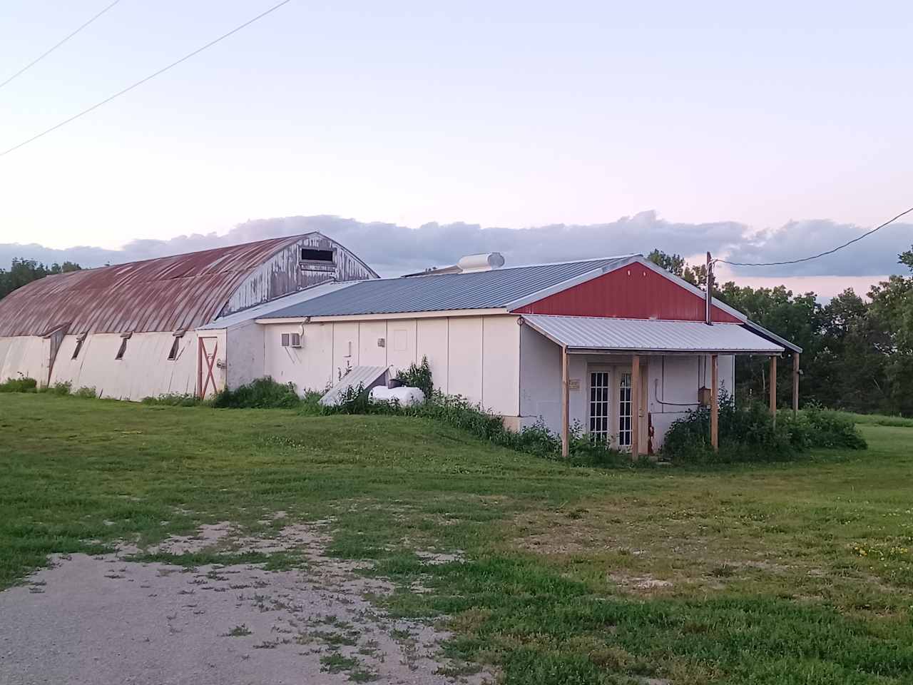 1854 * 7th Gen Farm * New Cabin *