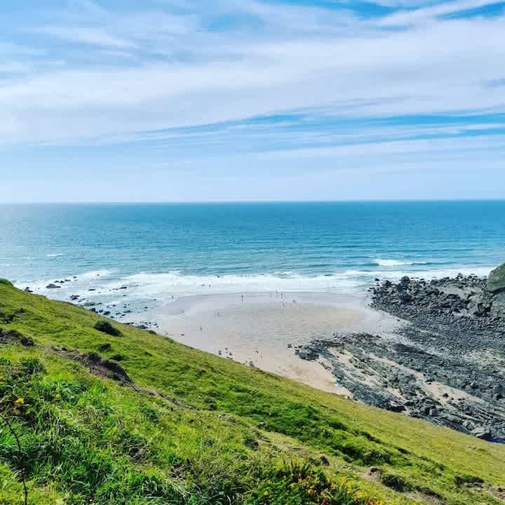 Duckpool Beach - 40 minutes walk away