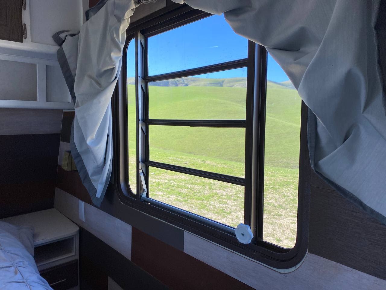 Glamping in the Horizon
