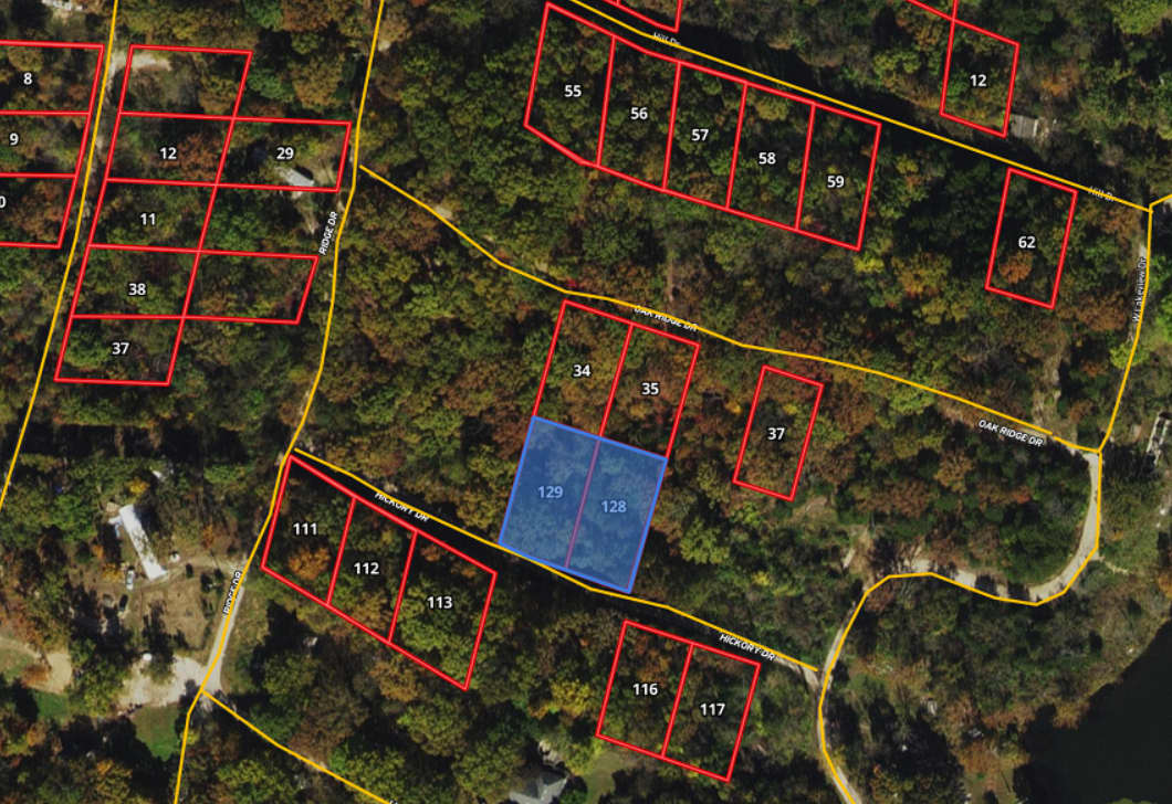 #129 IS THE PROPERTY YOU WILL BE STAYING AT. LESS THAN 10 MIN WALK TO THE LAKE!