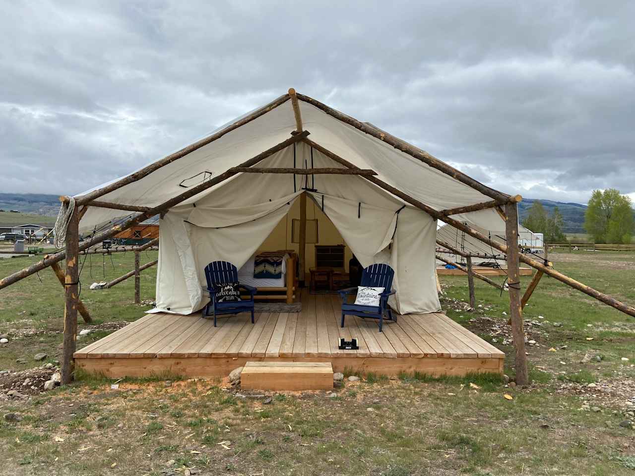 Yellowstone Dreamin Camp