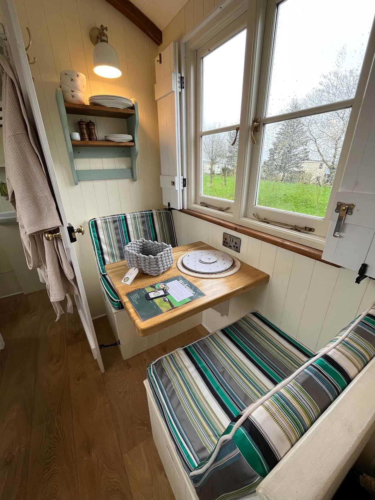 Shepherds Hut Hideaway in Devon!