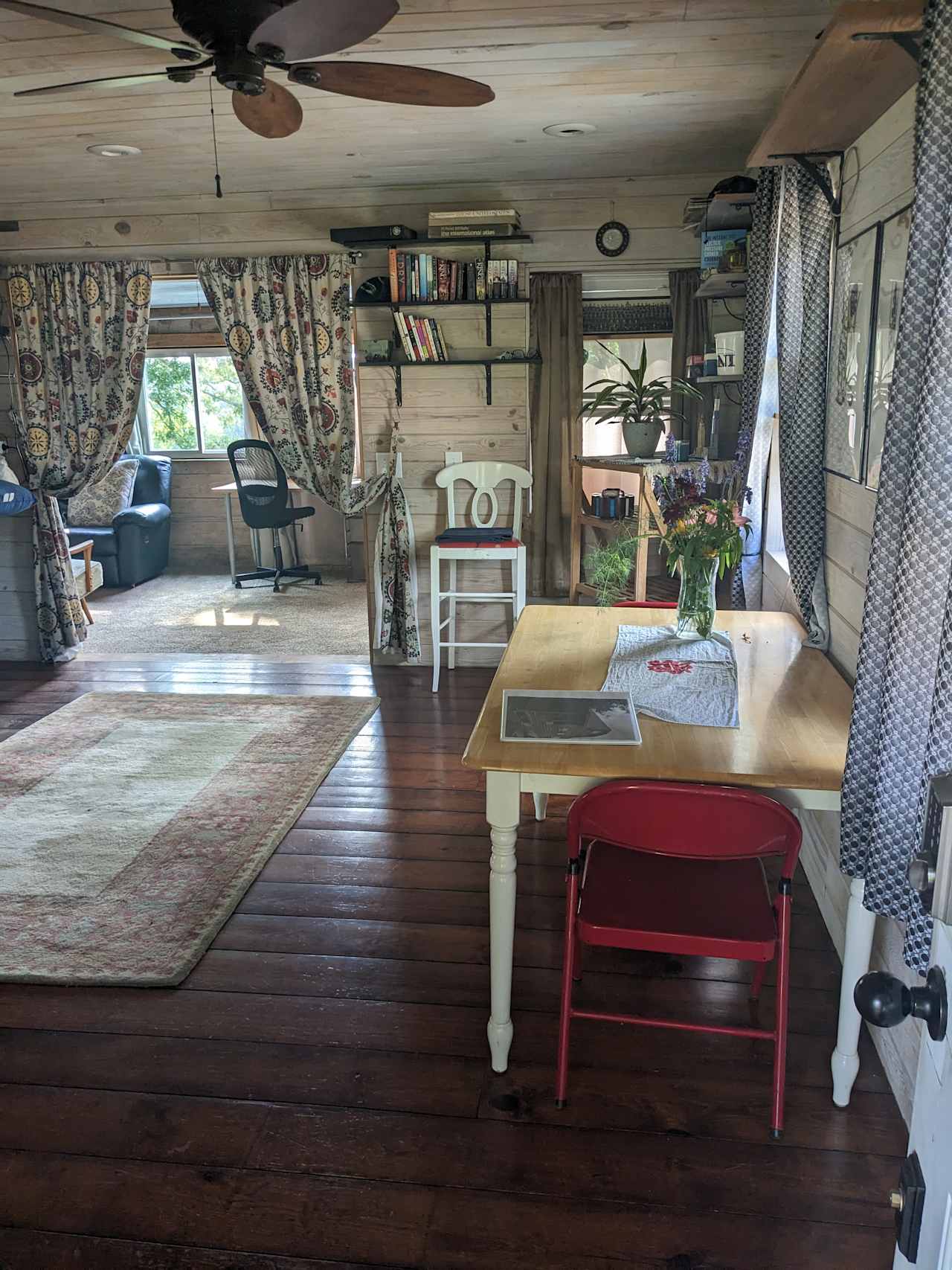 Leo's Cabin