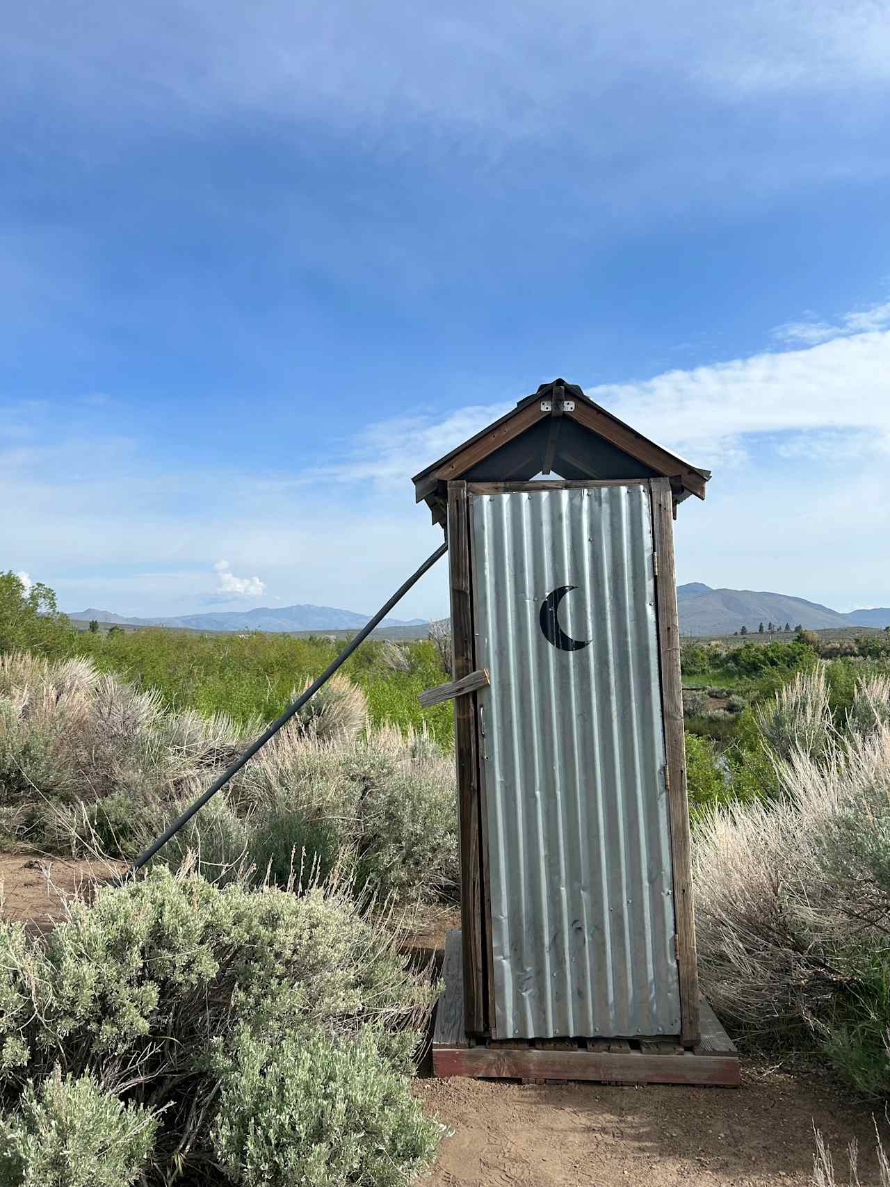 Super nifty composting toilet 