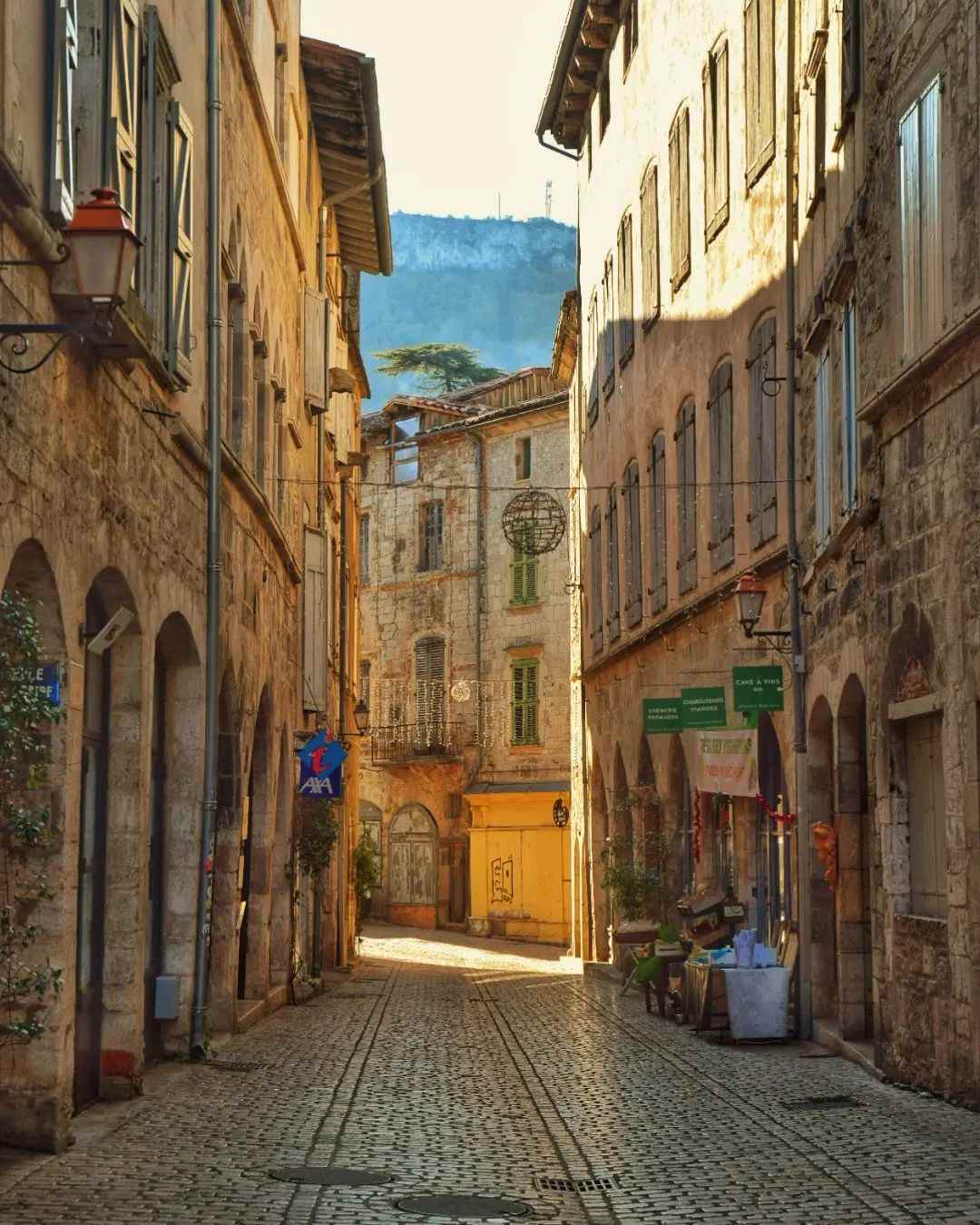 Les Trois Cantons
